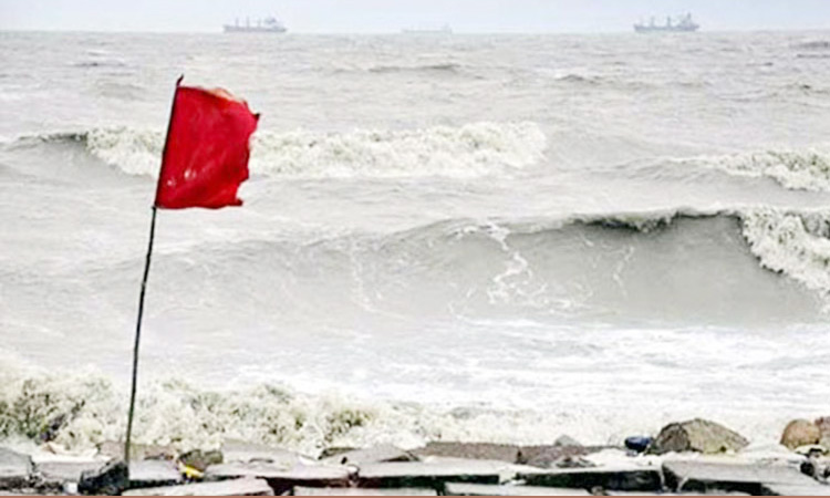 সমুদ্রবন্দরে ৩ নম্বর সতর্ক সংকেত