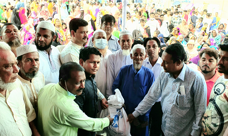 রংধনু গ্রুপের খাদ্য সহায়তা পেলো ৩ হাজার হতদরিদ্র মানুষ