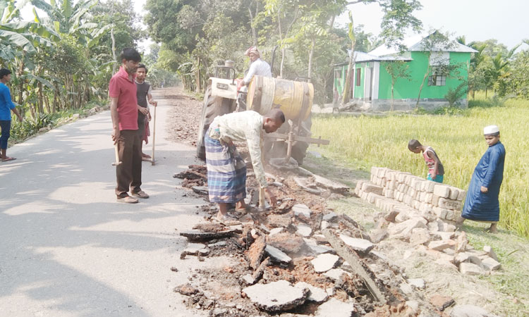 নয়া শতাব্দীতে সংবাদ প্রকাশের পর রাস্তা পুনঃনির্মাণ 