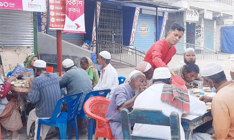 শুক্রবার যেন তাদের ঈদ 