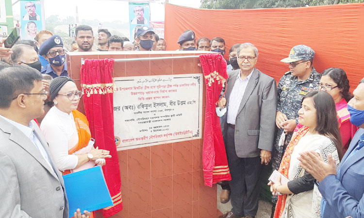 ‘প্রধানমন্ত্রীর নেতৃত্বে বাংলাদেশ আজ বিশ্বের বিস্ময়’