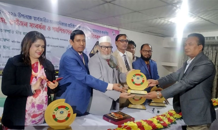 সাংবাদিক তৌহিদ আক্তার পান্নাকে সংবর্ধনা