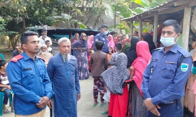 কাপাসিয়ায় গলায় ফাঁস দিয়ে কলেজছাত্রের আত্মহত্যা