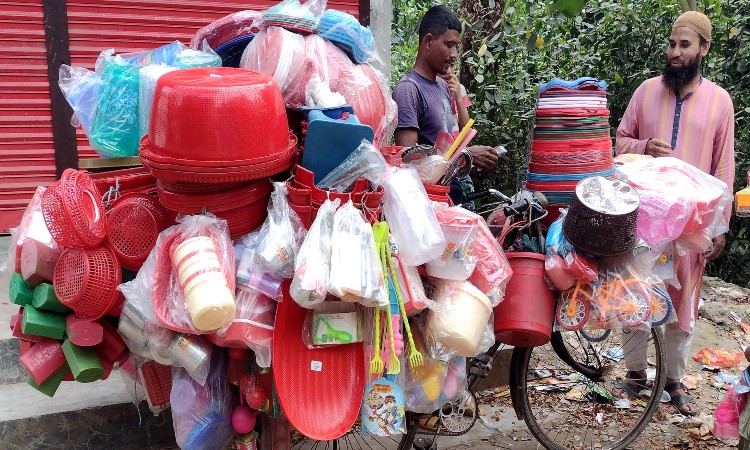 ফেরিওয়ালা সেলিমের জীবন যুদ্ধ