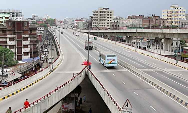 গাড়ির চাকায় পিষ্ট তিতুমীর কলেজছাত্রী