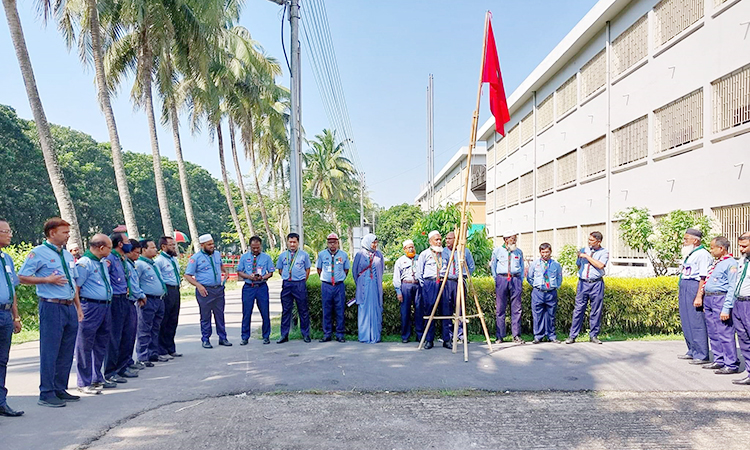 পবিপ্রবিতে ১ম জেলা রোভার স্কাউটসের  লিডার কোর্স