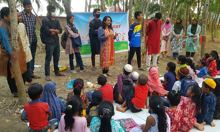 শিশুদের শিক্ষার আলো ছড়াচ্ছে নোবিপ্রবির লুমিনারি 