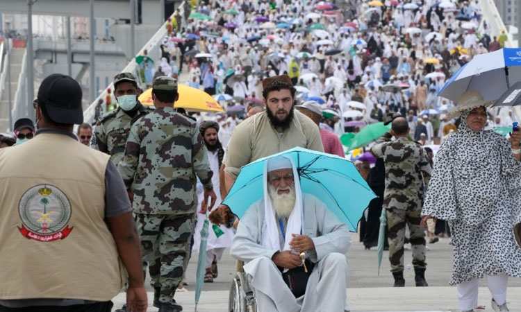 হজযাত্রীদের সেবায় স্কুটার রাখছে সৌদি সরকার