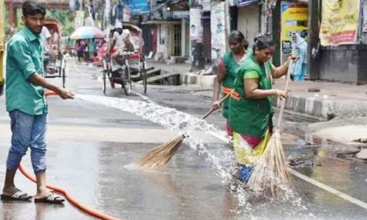 ঢাকা দক্ষিণে কোরবানির দ্বিতীয় দিনের বর্জ্য শতভাগ অপসারণ