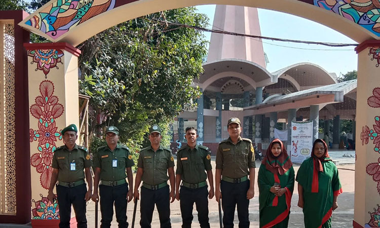 দুর্গাপূজায় ২ লক্ষাধিক আনসার-ভিডিপির সদস্য মোতায়েন 