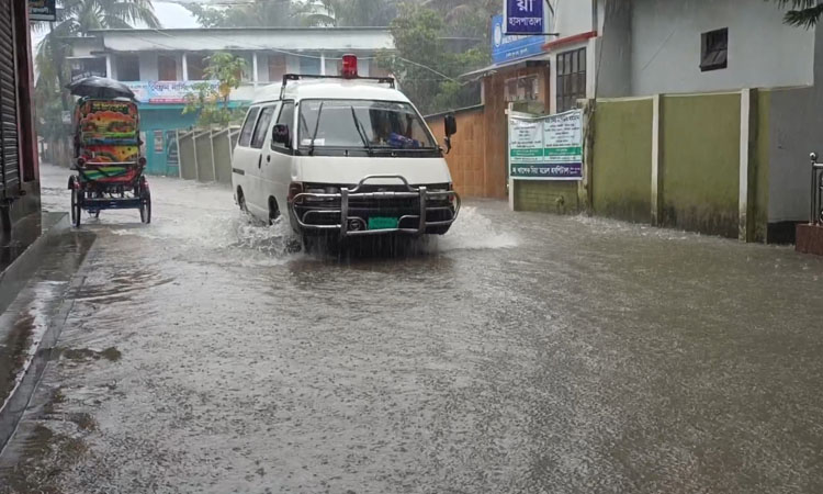 পটুয়াখালীতে ঘূর্ণিঝড় মিধিলির প্রভাবে জলাবদ্ধ বেশিরভাগ এলাকা 