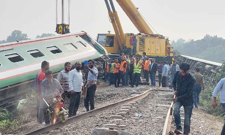 গাজীপুরে রেল নাশকতায় কাউন্সিলরসহ গ্রেফতার ৭