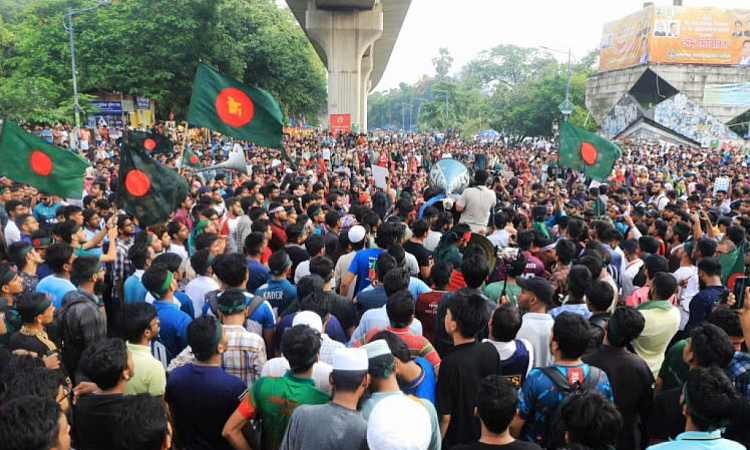 বৃহস্পতিবার বৈষম্যবিরোধী ছাত্র আন্দোলনের সর্বাত্মক অবস্থান