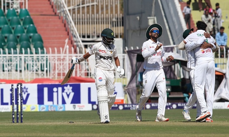 শেষ বেলায় ২ উইকেট হারাল পাকিস্তান, রাওয়ালপিন্ডিতে এগিয়ে বাংলাদেশ