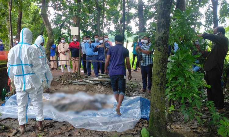 দাফনের ৫১ দিন পর তোলা হলো মিলনের মরদেহ