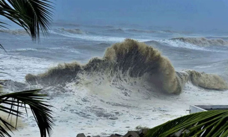 সাগরে লঘুচাপ, আজও সারাদেশে বৃষ্টির আভাস