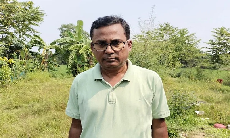 ভারতে পালানোর সময় যুগ্ম সচিব কিবরিয়া আটক