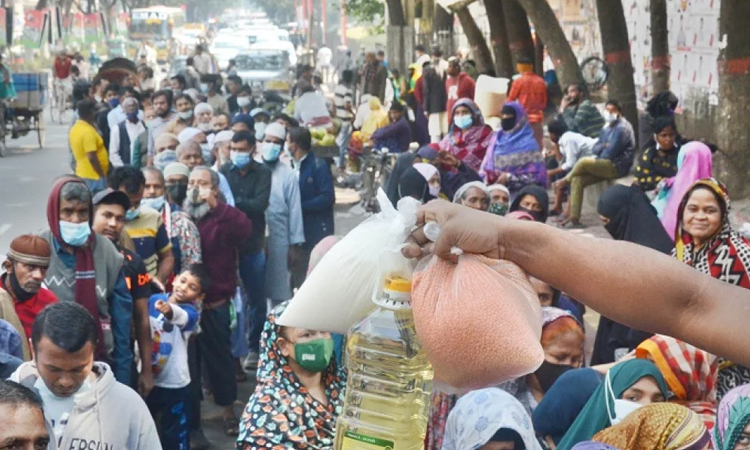 আজ থেকে স্মার্ট কার্ডে মিলবে টিসিবির পণ্য